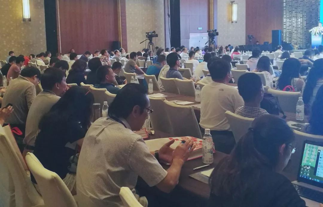 【IBE】创新电气•智能先行 ！全国建筑电气技术交流峰会在成都成功举办开云 开云体育(图2)