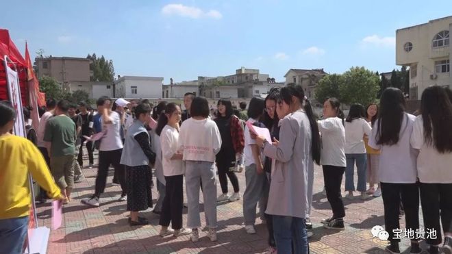 开云 开云体育最高月薪7000元！贵池搭的这场校企“相亲会”配对率还不错(图4)