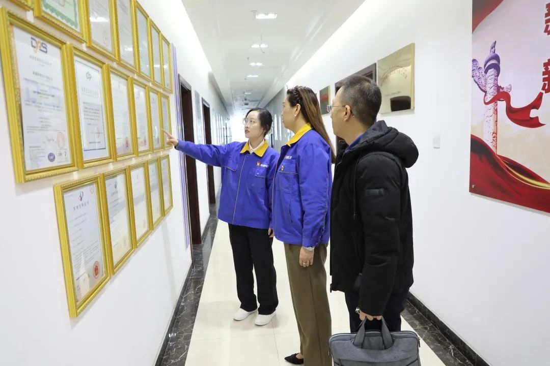 开云 开云体育官网喜讯!希望电子“国家级博士后科研工作站”揭牌