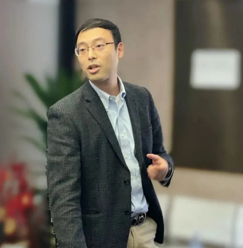 Kaiyun 开云体育探索前沿科技同创伟业携手成员企业“走进深圳先进院”(图6)