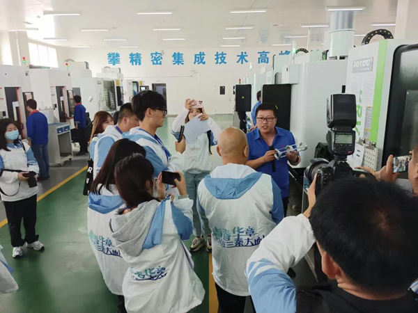 把青春华章写在三Kaiyun 开云体育秦大地上｜加码布局高新科技产业园 宝鸡渭滨助推航天产业高质量发展(图4)