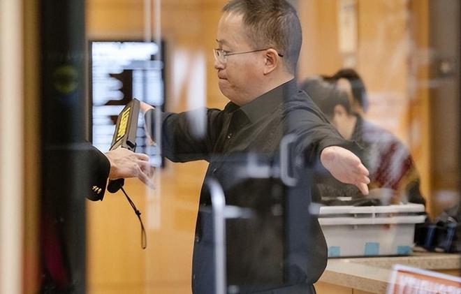 美国为开云 开云体育官网打压中国科技发展诱捕我国芯片专家扣押8年至今未放人(图2)