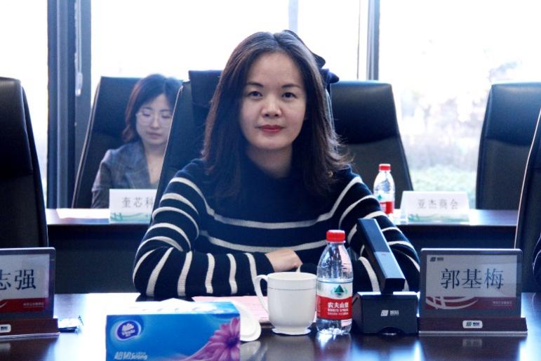 谈＂芯＂论道 携手共赢！亚杰半导体先开云 开云体育官网导班走进智芯微电子(图6)