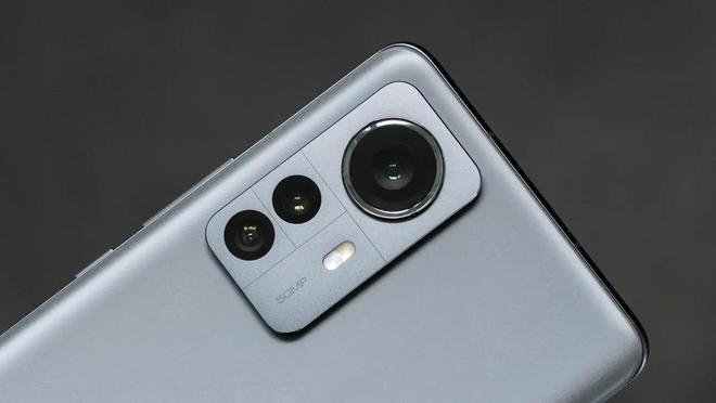 Kaiyun 开云官方直降2000元120W闪充+2K旗舰屏5000万三摄旗舰降成中档机(图4)